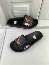 Picture of LV Slippers _SKU688984750522018